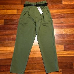 NEW Kate Kasin pants. Size: S